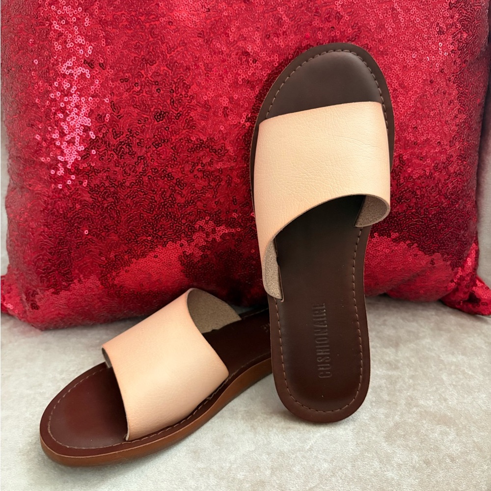 Cushionaire Tan Slide Sandals